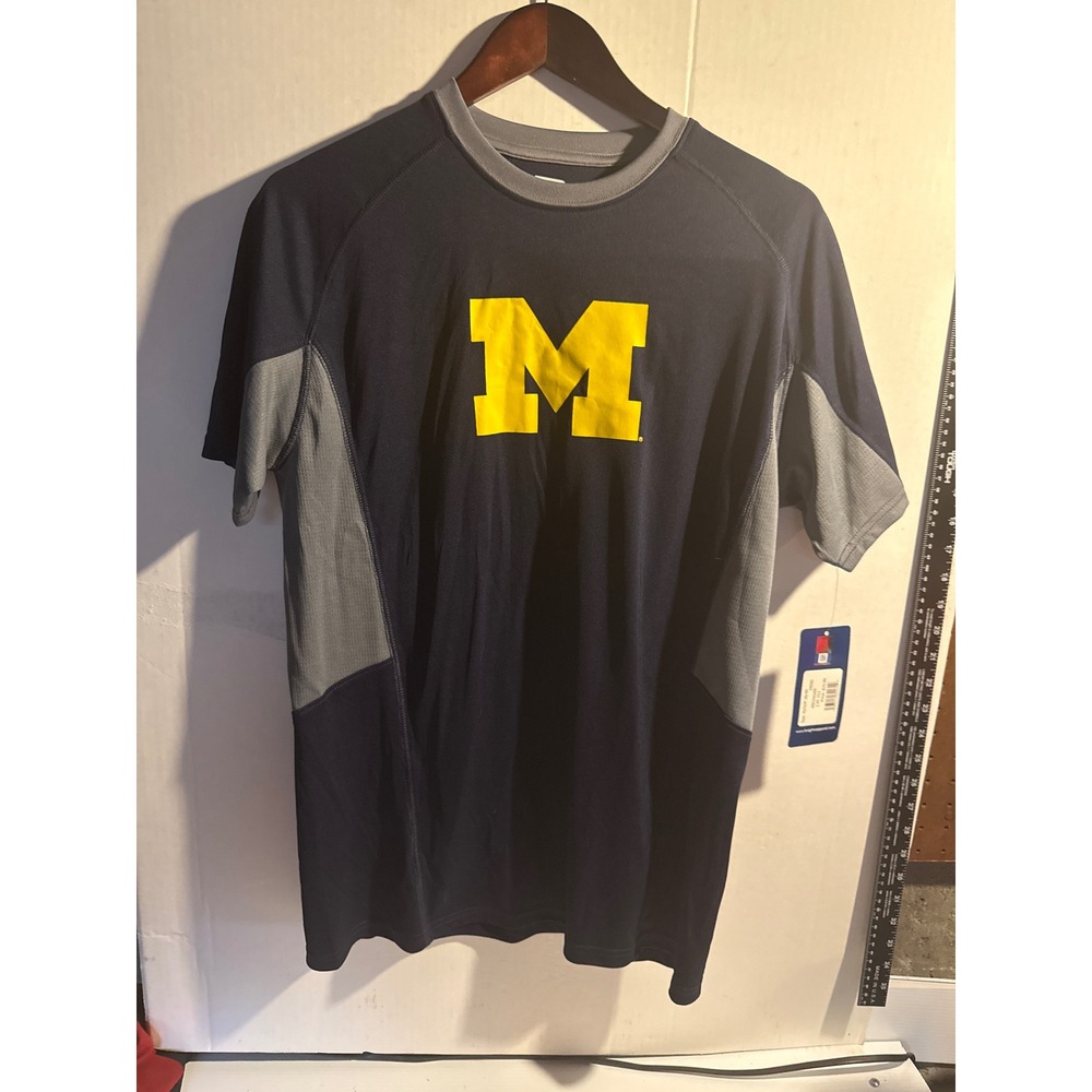 Pro Edge Michigan Wolverines Navy Blue Performance Shirt Men Medium NWT